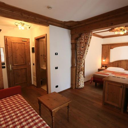 Hotel Laurin Canazei Eksteriør billede