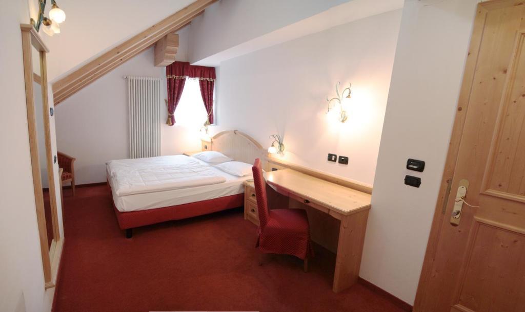 Hotel Laurin Canazei Værelse billede